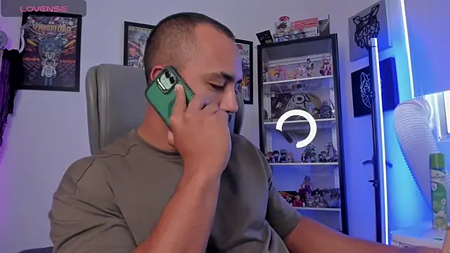 Snapshot of luck_spartans chatting on October 29, 2025, 7:35 pm luck spartans online show from October 29, 2025, 7:35 pm