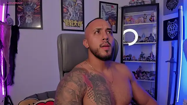 Snapshot of luck_spartans chatting on October 17, 2025, 3:32 am luck spartans online show from October 17, 2025, 3:32 am