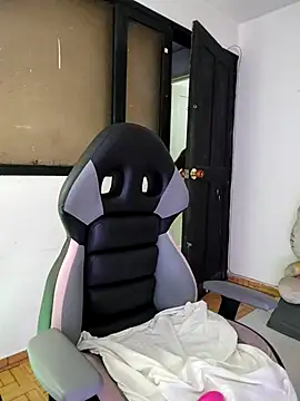 smile sweetpao online show from March 5, 2025, 7:16 am