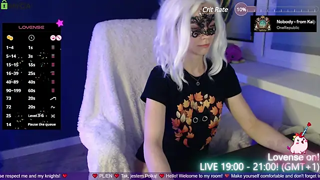 strawberry muffin online show from December 23, 2024, 6:37 pm