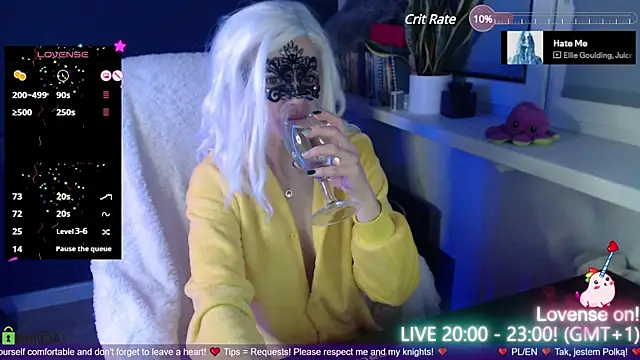 strawberry muffin online show from December 20, 2024, 7:17 pm