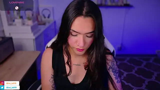 ImLui lu online show from November 27, 2025, 1:50 am