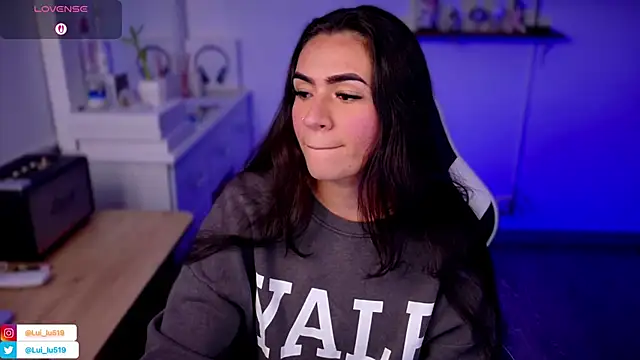 Snapshot of ImLui_lu chatting on October 10, 2025, 2:12 am ImLui lu online show from October 10, 2025, 2:12 am