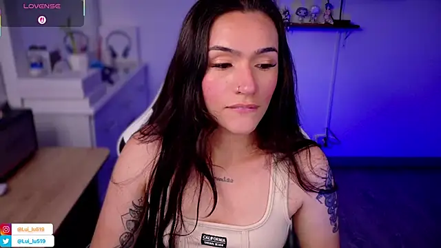 Snapshot of ImLui_lu chatting on October 1, 2025, 10:35 pm ImLui lu online show from October 1, 2025, 10:35 pm