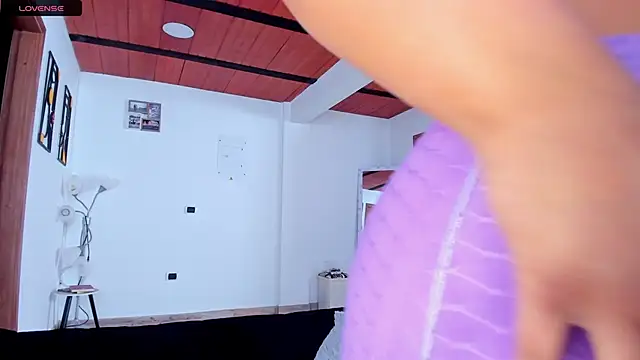 Snapshot of iriss_25 chatting on September 26, 2025, 11:39 am iriss 25 online show from September 26, 2025, 11:39 am