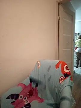 Snapshot of ROXOLANAA_SEXY chatting on October 20, 2025, 2:50 pm ROXOLANAA SEXY online show from October 20, 2025, 2:50 pm