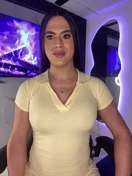 Naughtysofiaa online show from July 16, 2026, 12:40 am
