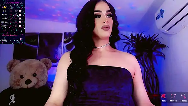 Sophiesweet5 online show from April 17, 2026, 11:24 am