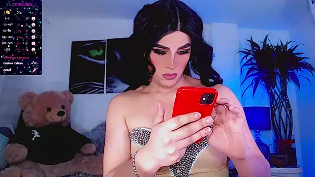 Snapshot of Sophiesweet5 chatting on October 17, 2025, 5:55 am Sophiesweet5 online show from October 17, 2025, 5:55 am