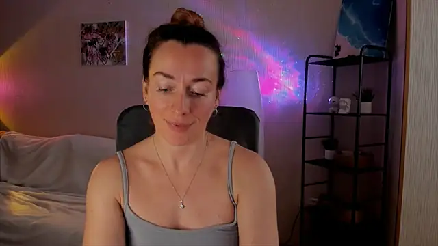 Snapshot of RebeccaMartinez chatting on November 20, 2025, 6:03 am RebeccaMartinez online show from November 20, 2025, 6:03 am