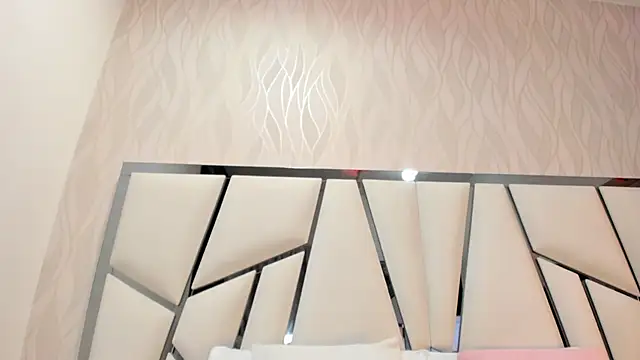 Snapshot of kimberly7_ chatting on October 25, 2025, 11:42 am kimberly7  online show from October 25, 2025, 11:42 am