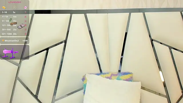 Snapshot of kimberly7_ chatting on February 12, 2026, 11:37 pm kimberly7 online show from February 12, 2026, 11:37 pm