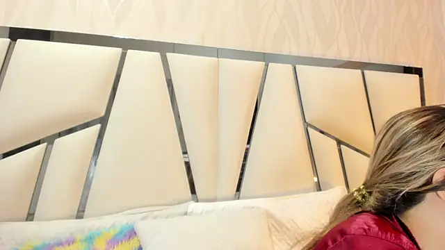 Snapshot of kimberly7_ chatting on October 10, 2025, 11:44 am kimberly7  online show from October 10, 2025, 11:44 am