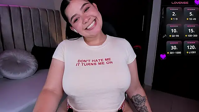 Snapshot of daniela_hornny chatting on February 21, 2025, 3:34 am daniela hornny online show from February 21, 2025, 3:34 am