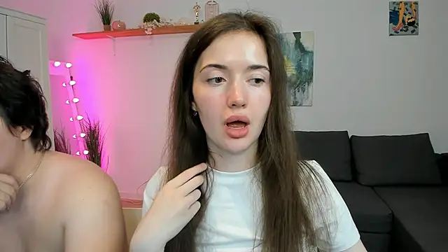 Snapshot of PollyFlame chatting on September 23, 2025, 8:16 pm PollyFlame online show from September 23, 2025, 8:16 pm