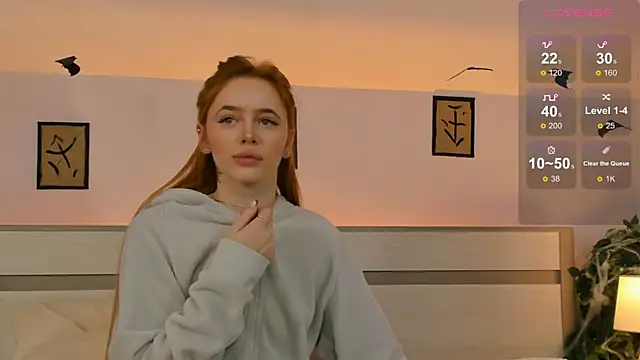 Snapshot of Phoenix_Margo chatting on October 20, 2025, 3:30 am Phoenix Margo online show from October 20, 2025, 3:30 am