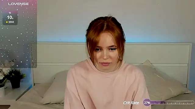 Snapshot of Phoenix_Margo chatting on March 21, 2025, 5:32 am Phoenix Margo online show from March 21, 2025, 5:32 am