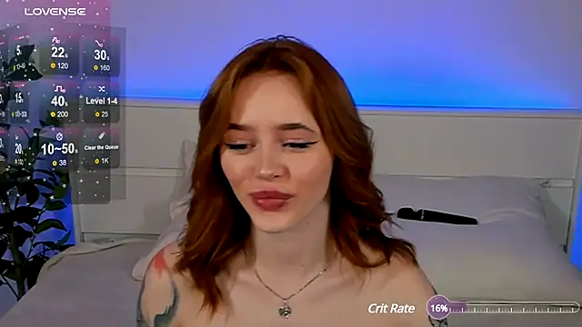 Snapshot of Phoenix_Margo chatting on February 18, 2025, 5:53 am Phoenix Margo online show from February 18, 2025, 5:53 am