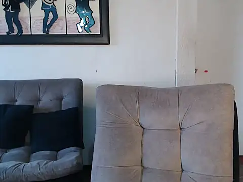 Liamiler01  online show from February 11, 2025, 12:04 pm