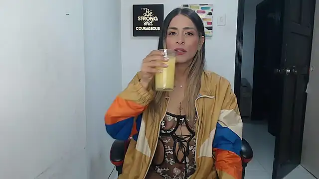 Liamiler01  online show from October 24, 2025, 12:42 am