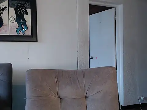 Liamiler01  online show from February 25, 2025, 12:16 pm