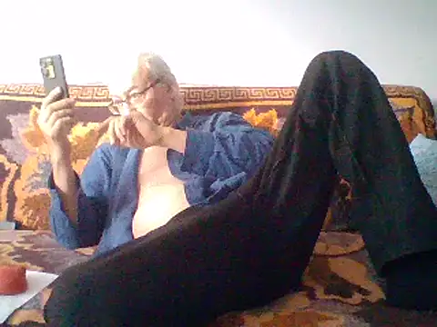 cumloverboyxx69 online show from February 8, 2025, 8:20 am