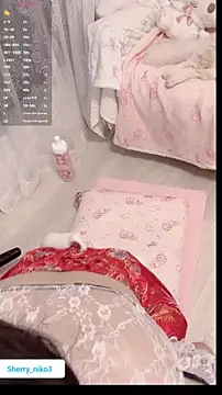 Snapshot of Sherry_niko chatting on November 15, 2025, 1:37 pm Sherry niko online show from November 15, 2025, 1:37 pm