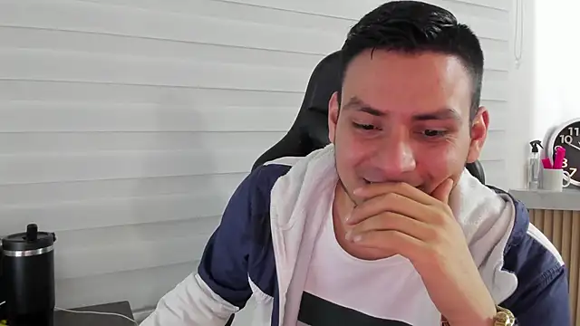 Snapshot of Rick_Diesel_ chatting on September 11, 2025, 3:50 am Rick Diesel  online show from September 11, 2025, 3:50 am