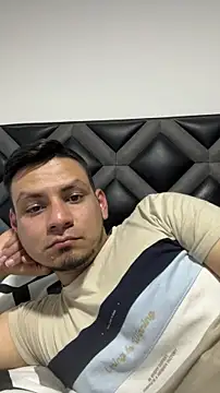 Snapshot of Rick_Diesel_ chatting on October 18, 2025, 8:11 pm Rick Diesel  online show from October 18, 2025, 8:11 pm