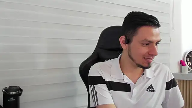 Snapshot of Rick_Diesel_ chatting on September 20, 2025, 3:55 am Rick Diesel  online show from September 20, 2025, 3:55 am