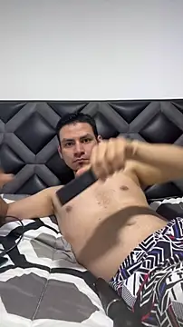 Snapshot of Rick_Diesel_ chatting on September 28, 2025, 4:08 am Rick Diesel  online show from September 28, 2025, 4:08 am