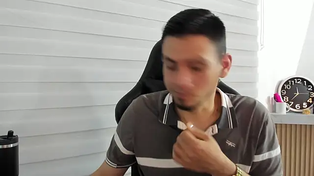 Snapshot of Rick_Diesel_ chatting on September 18, 2025, 4:37 am Rick Diesel  online show from September 18, 2025, 4:37 am