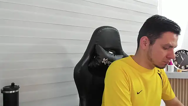 Snapshot of Rick_Diesel_ chatting on September 27, 2025, 3:56 am Rick Diesel  online show from September 27, 2025, 3:56 am