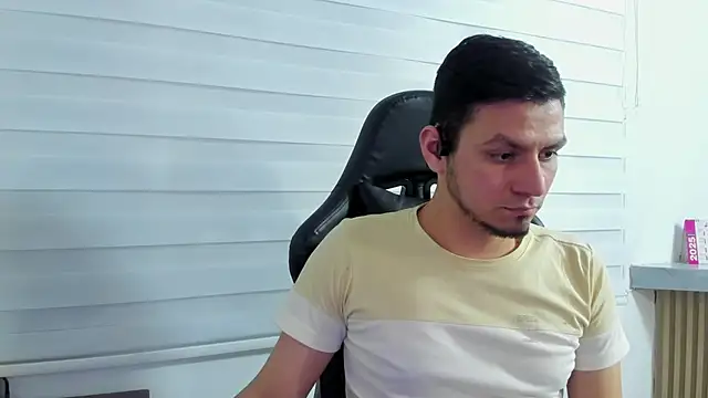 Snapshot of Rick_Diesel_ chatting on February 24, 2025, 7:33 am Rick Diesel  online show from February 24, 2025, 7:33 am