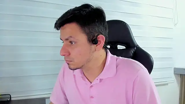 Snapshot of Rick_Diesel_ chatting on March 5, 2025, 10:22 am Rick Diesel  online show from March 5, 2025, 10:22 am