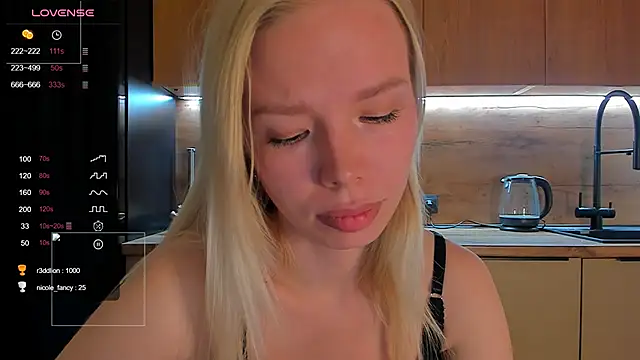 Olivia Bells online show from May 3, 2026, 8:01 pm