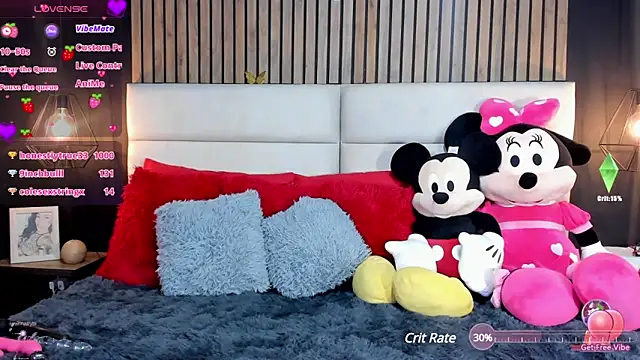 Snapshot of NiicolleMiller chatting on March 20, 2025, 9:04 am NiicolleMiller online show from March 20, 2025, 9:04 am