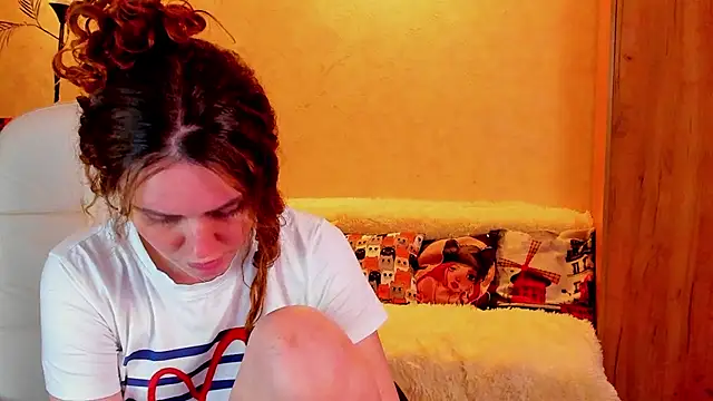 mia grantes online show from March 20, 2025, 6:53 pm