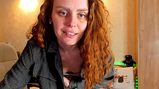 mia grantes online show from January 17, 2025, 6:02 pm