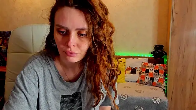 mia grantes online show from January 19, 2025, 11:21 pm