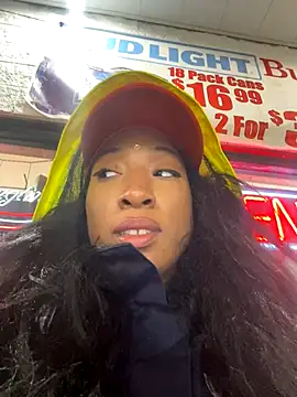 Snapshot of Iceblanca chatting on October 14, 2025, 7:31 am Iceblanca online show from October 14, 2025, 7:31 am