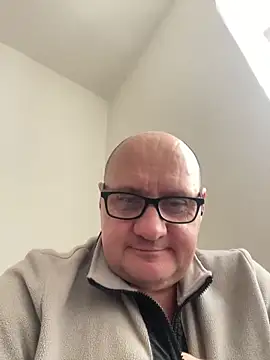 Snapshot of vanjbi45 chatting on February 21, 2025, 8:51 am vanjbi45 online show from February 21, 2025, 8:51 am