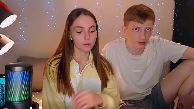 juliaanddima online show from February 27, 2025, 12:46 am