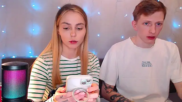 Snapshot of juliaanddima chatting on October 11, 2025, 9:27 pm juliaanddima online show from October 11, 2025, 9:27 pm