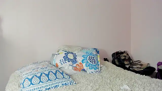 Snapshot of Room312_ chatting on October 10, 2025, 4:41 pm Room312  online show from October 10, 2025, 4:41 pm