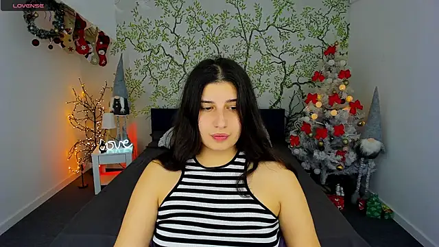 Snapshot of Linda_EX chatting on January 2, 2025, 7:44 am Linda EX online show from January 2, 2025, 7:44 am