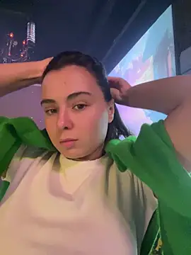 Snapshot of Tenderalise chatting on October 22, 2025, 5:56 pm Tenderalise online show from October 22, 2025, 5:56 pm