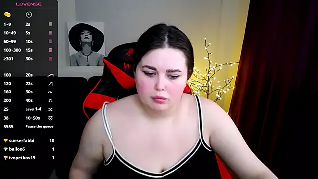 Emily Mo online show from February 2, 2025, 9:29 am