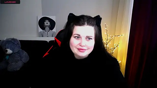 Emily Mo online show from February 22, 2025, 6:39 am