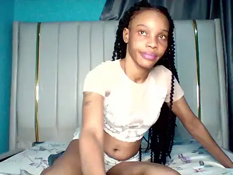 Snapshot of Heavy_Pride chatting on December 21, 2025, 8:20 pm Heavy Pride online show from December 21, 2025, 8:20 pm